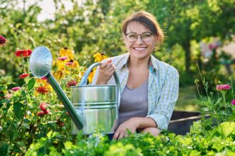 How to Create a Happy Garden That Thrives All Year