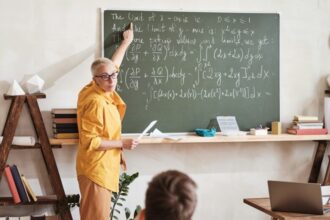 Continuing Education: A Simple Guide to Learning and Growing in Your Career