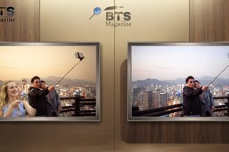 Selfie with Stick: 10 Best Tips for Perfect Photos